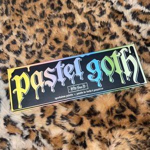 Kat Von D Pastel Goth Palette